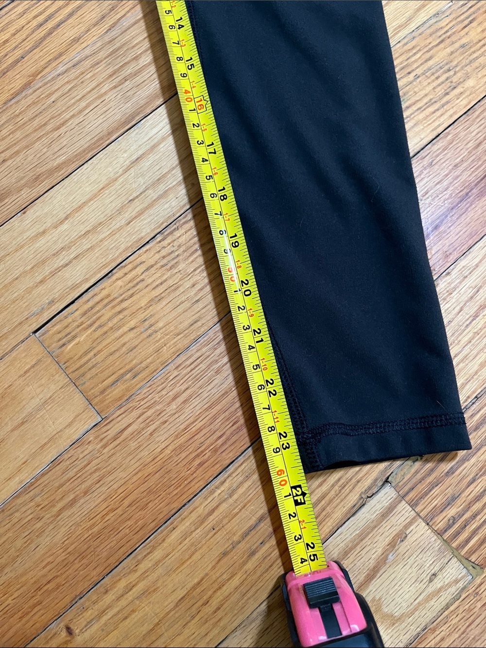 Scorpio Sol Black Active Leggings - Picture 6 of 9